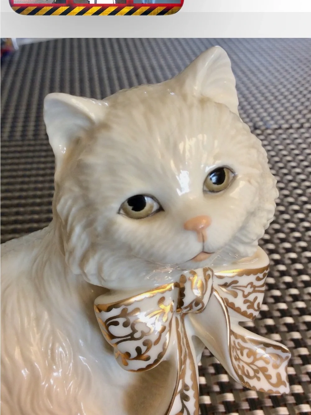 Lenox Cream Ceramic Cat Figurine with Gold-Trim Bow-Beautiful ✨